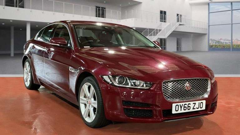 2016 Jaguar XE 2.0d Portfolio Auto AWD Euro 6 (s/s) 4dr SALOON Diesel Automatic