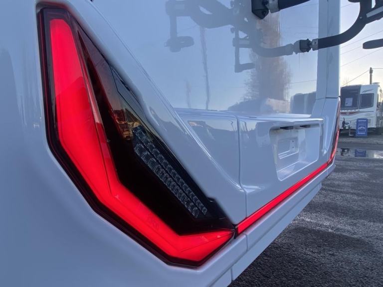 2025 SUNLIGHT T68 XX EDITION 4 BERTH MOTORHOME