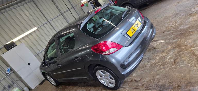 Peugeot, 207, Hatchback, 2011, Manual, 1560 (cc), 5 doors