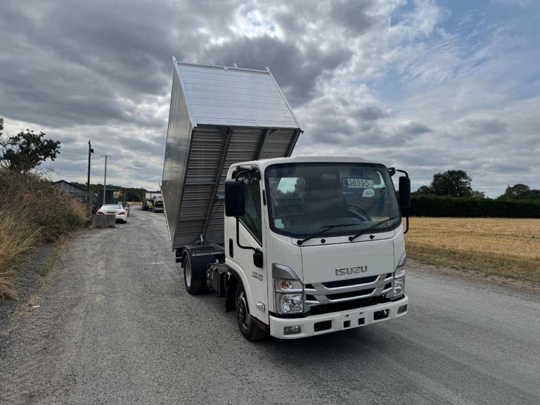 Isuzu Grafter n35-125 DIESEL AUTOMATIC 2025/24
