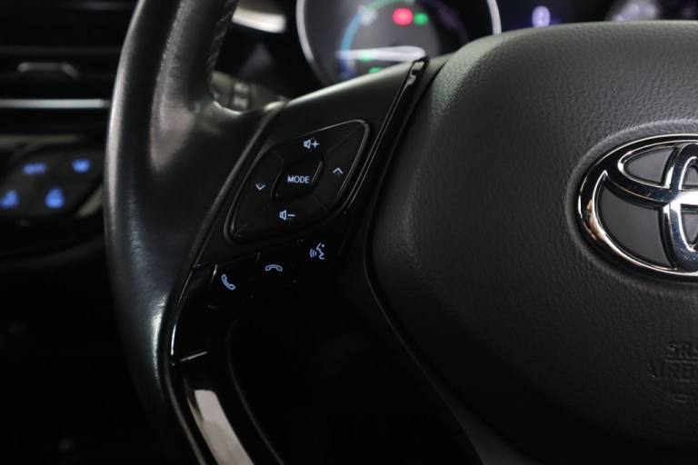 2017 Toyota C-HR 1.8 VVT-h Excel SUV 5dr Petrol Hybrid CVT Euro 6 (s/s) (122 ps) HATCHBACK PETROL...