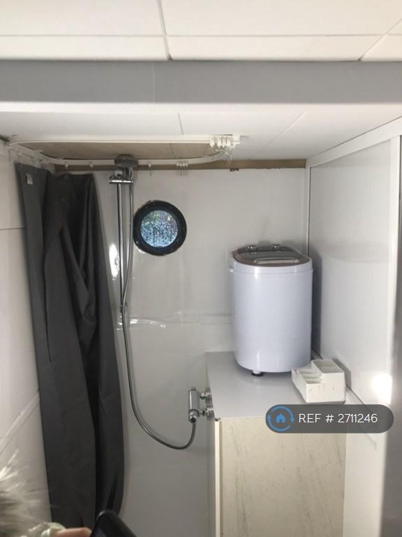 1 bedroom house in Swan Wharf Business Centre, Uxbridge, UB8 (1 bed) (#2711246)