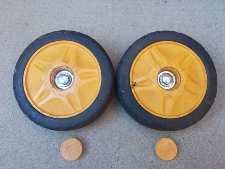 MCCULLOCH M46 RSD FRONT WHEELS