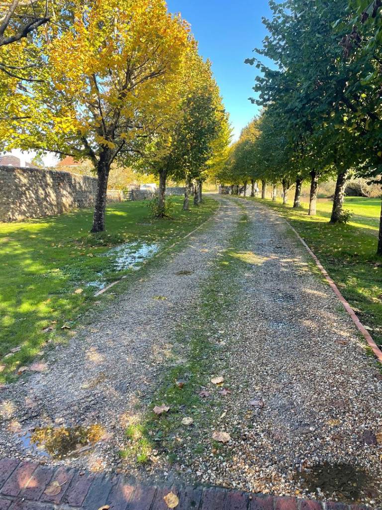 Small 1 bed flat - near West Wittering