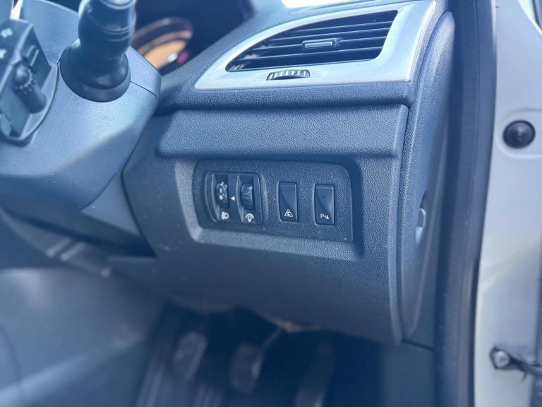 2009 Renault Megane 1.9 dCi Privilege Euro 4 5dr HATCHBACK Diesel Manual