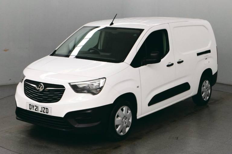 2021 Vauxhall Combo 1.5 Turbo D 2300 Dynamic 100 BHP L2 H1 Euro 6 ULEZ Free PANEL VAN Diesel Manual