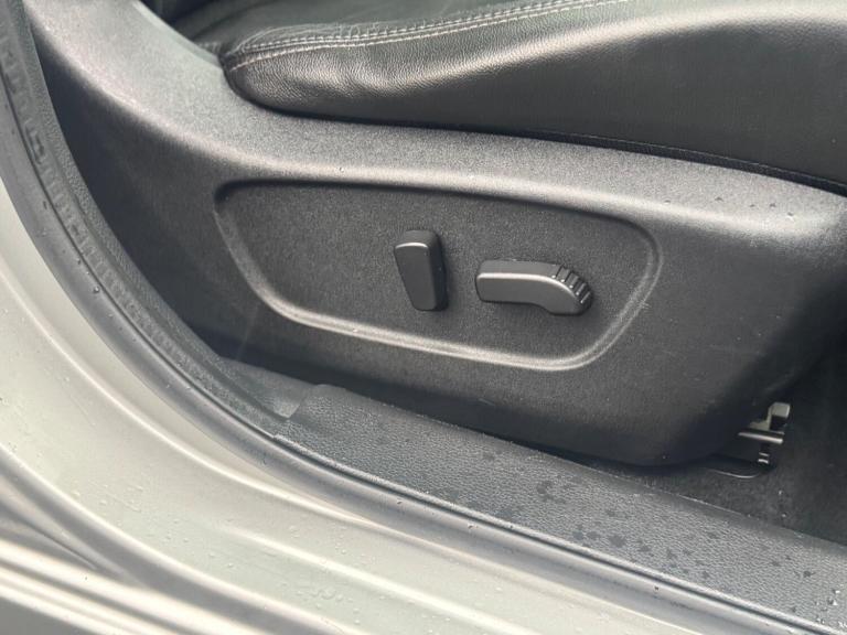 2014 Nissan Qashqai 1.5 dCi Tekna 5dr HATCHBACK DIESEL Manual