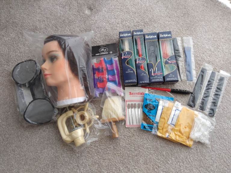 Hairdressing Training Head & Accessories (brand new)– New