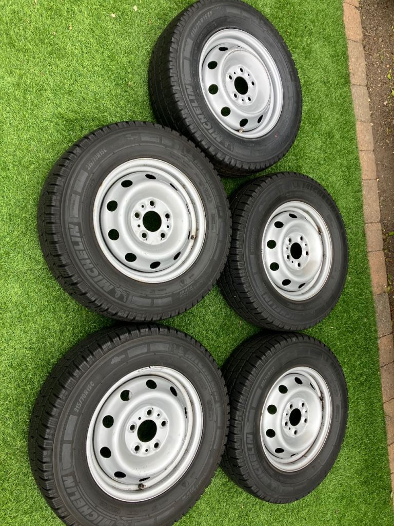 Michelin Agilis tyres on steel rims