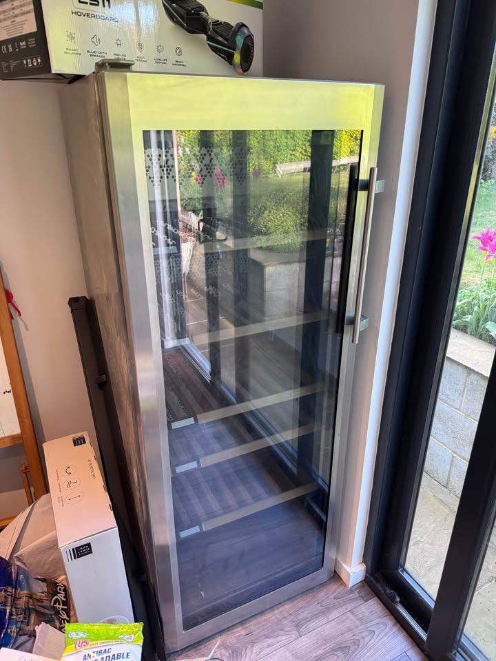 Liebherr Wine Fridge - Single zone 162 bottles