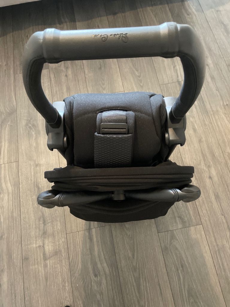 Silver Cross Pram/Stroller – Grey, Like New
