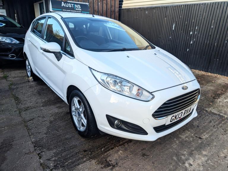 FORD FIESTA 1.5 TDCi Zetec White Manual Diesel 2013