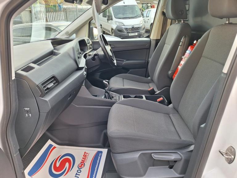 VOLKSWAGEN CADDY 2.0 TDI C20 Commerce Plus White Manual Diesel 2022