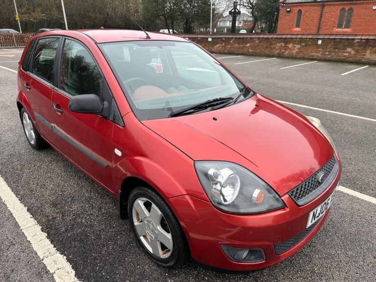 2006 Ford Fiesta Zetec Climate, 1.4 petrol, 5-door £1295