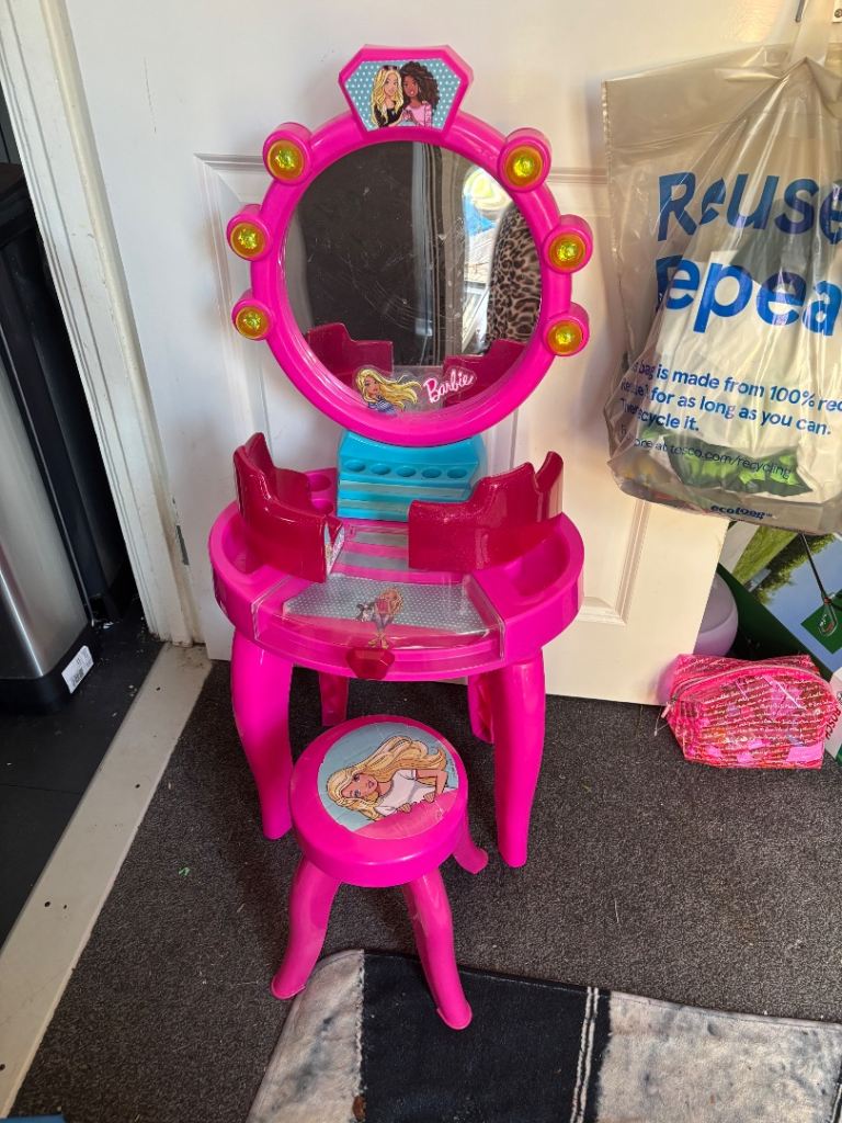 Barbie dressing table and stool FREE