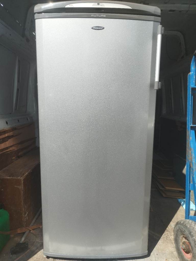 Whirlpool Freestanding Fridge – Good Working Order