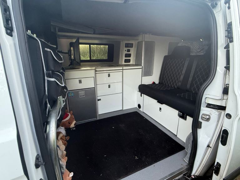 Ford transit custom campervan. Low mileage 33k, 70 plate 
