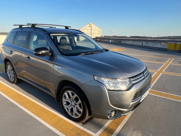 2014 Mitsubishi Outlander 2.0 PHEV GX4h 5dr Auto ESTATE Petrol Parallel Phev Automatic