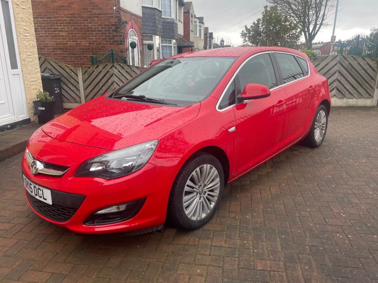 VAUXHALL ASTRA 1.4 EXCITE 120k 15 REG 5 DOOR