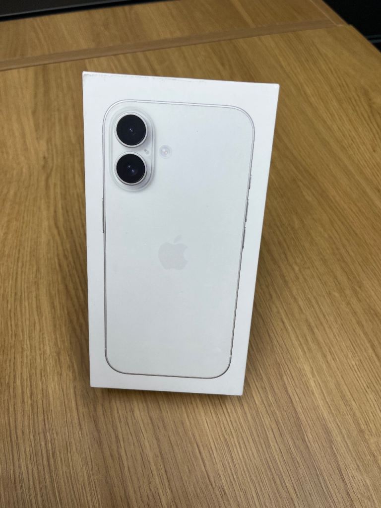 Apple iPhone 17 256Gb White, Brand New in Box