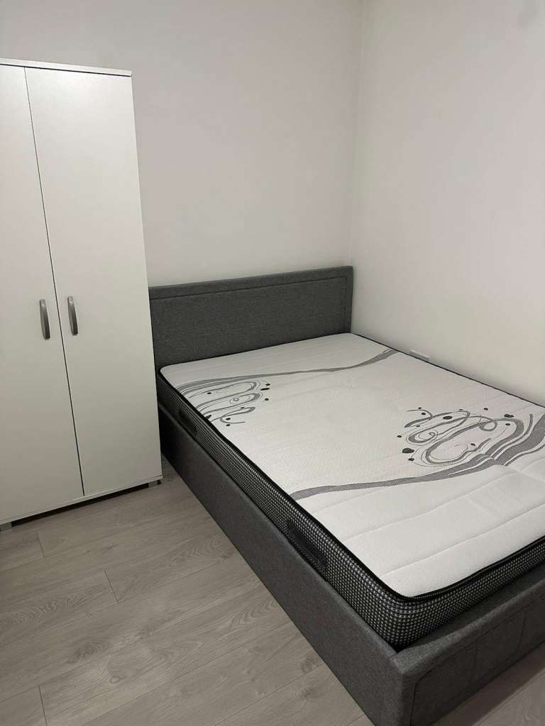 Studio Flat in London Harrow HA20QQ