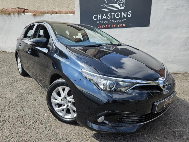 TOYOTA AURIS Icon 1.2 vvt-i 2017