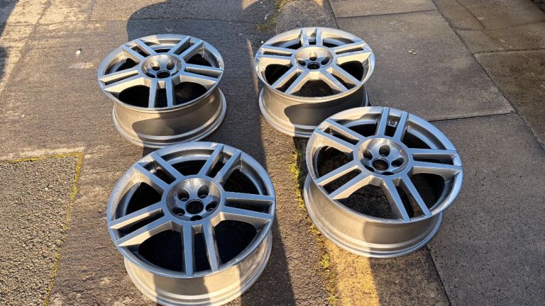 18″ GENUINE MK1 SEAT CUPRA R ALLOY WHEELS 5x100, POWDERCOATED GREY. EXCELLENT