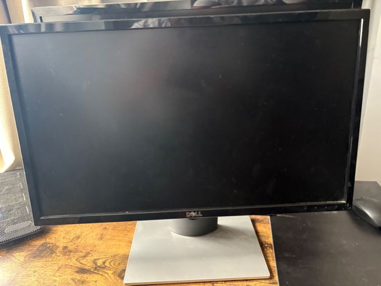 Dell Monitor  | Adjustable Stand