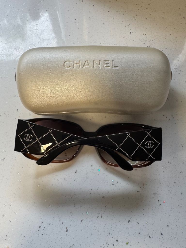 CHANEL SUNGLASSES 
