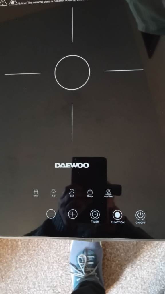 DAEWOO Portable Induction Ceramic Hob - Black, Good Condition