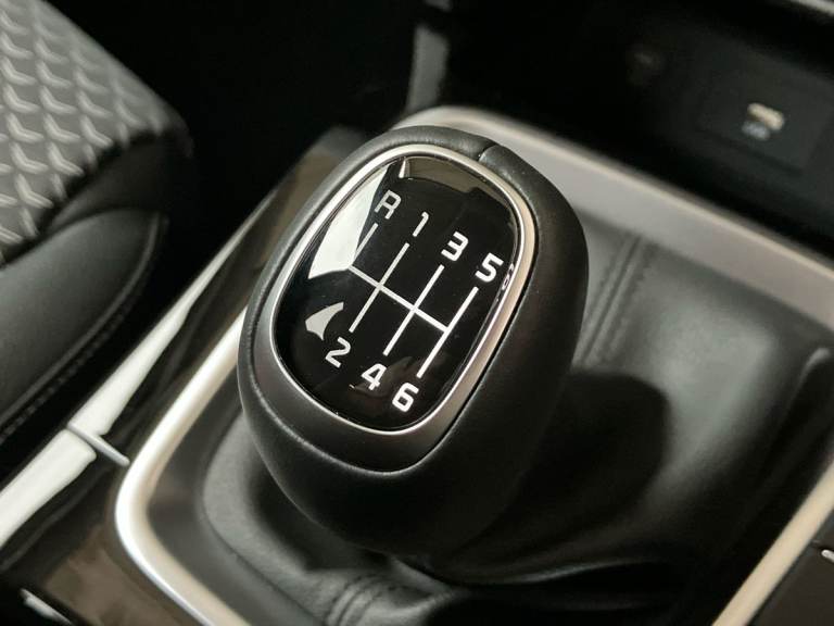 2025 Kia Ceed 1.5T GDi ISG 138 3 5dr Hatchback PETROL Manual