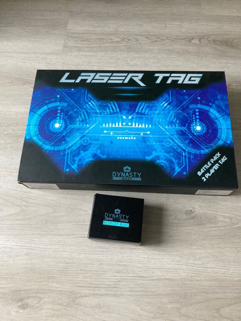 Laser Tag x 2 guns in carry case + robot bug target