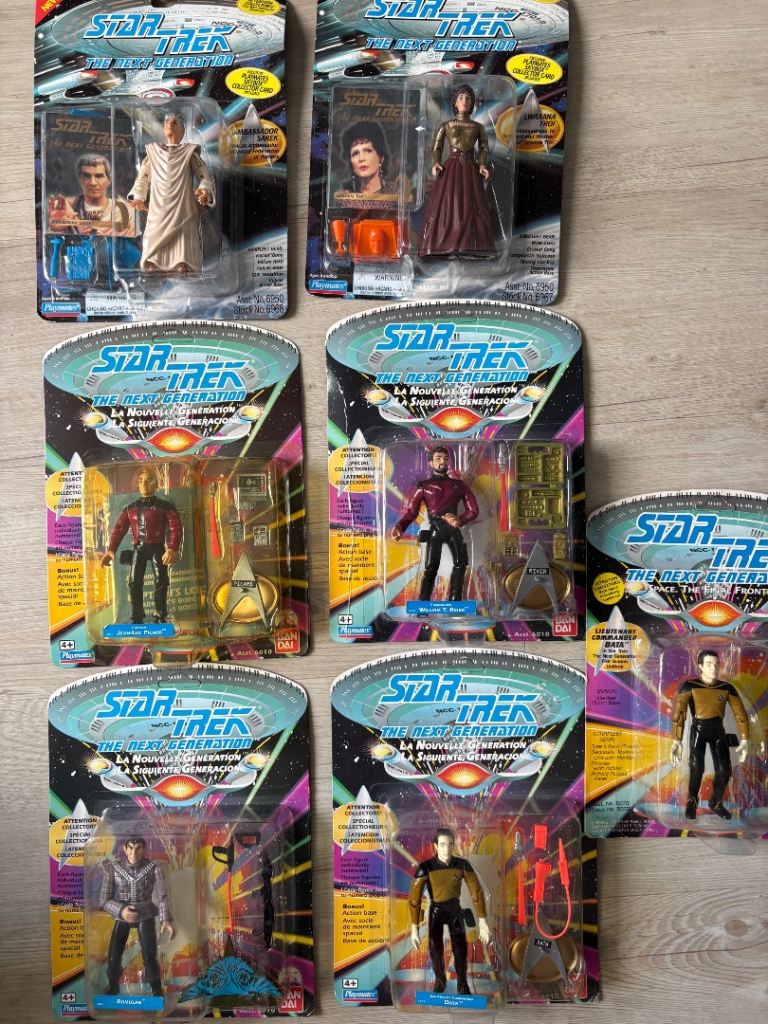 Star Trek The Next Generation Action Figures - NEW IN PACKAGES