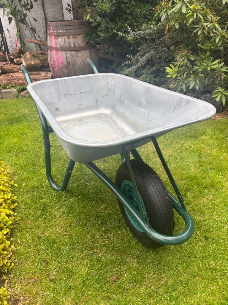 New wheelbarrow 