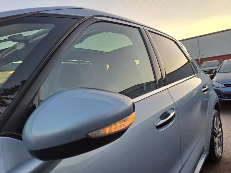 2014 Citroen C4 Picasso 1.6 e-HDi Airdream Exclusive+ Euro 5 (s/s) 5dr MPV Diesel Manual