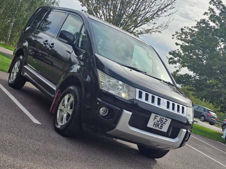 2013 Mitsubishi Delica D5 2.4 Auto 8 Seater 4X4 Switchable  MPV Petrol Automatic