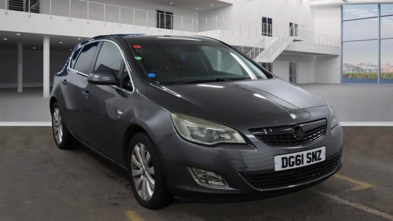 Vauxhall, ASTRA, Hatchback, 2011, Manual, 1598 (cc), 5 doors