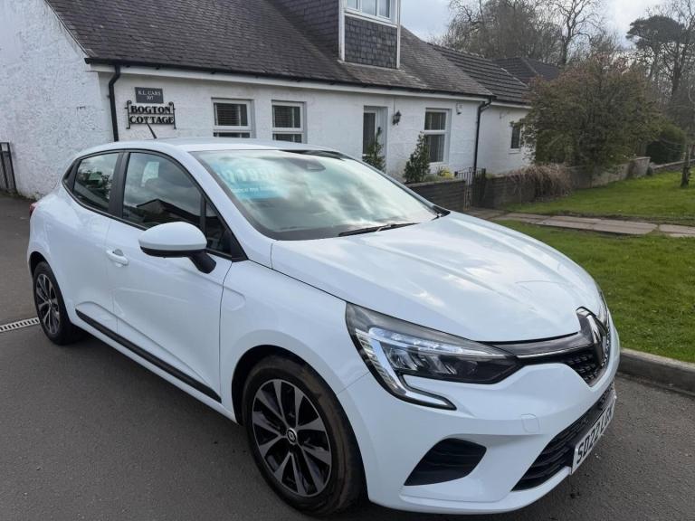 2022 Renault Clio 1.0 TCe 90 Iconic Edition 5dr HATCHBACK Petrol Manual