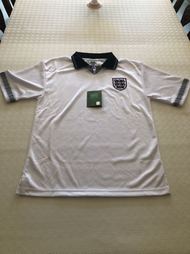 England Men’s Football Shirt World Cup 1990 Size Medium BNWT 