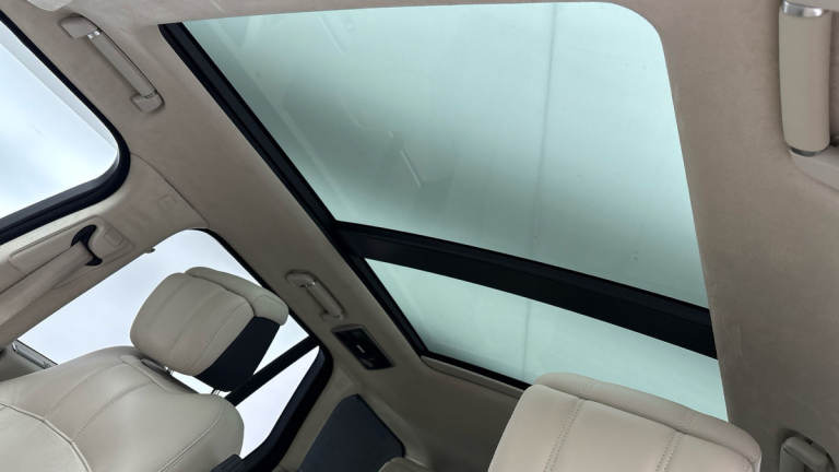 2020 Land Rover Range Rover 5.0 P525 V8 GPF Autobiography SUV 5dr Petrol Auto 4WD Euro 6 (s/s) (5...