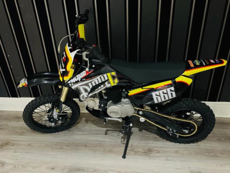 2022 Thumpstar Dirty C Pitbike