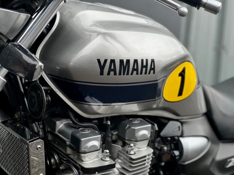 Stunning Low Mileage 2009/59 Yamaha XJR1300 Motorcycle 