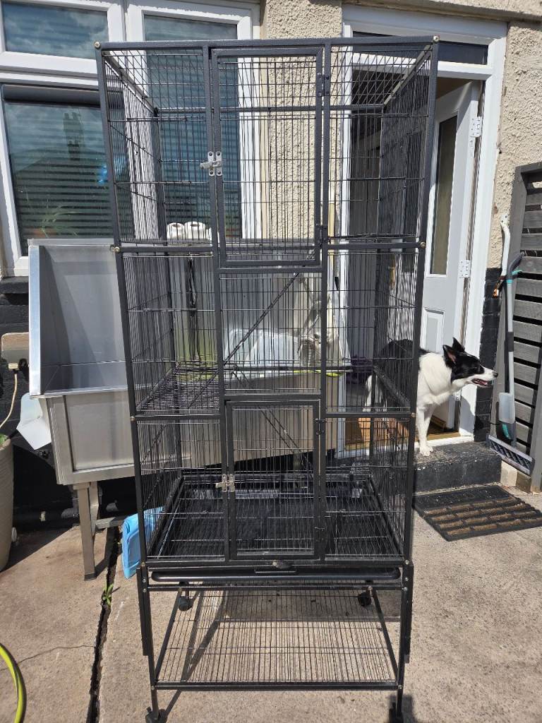 Animal cage for birds / ferrets / chinchillas 