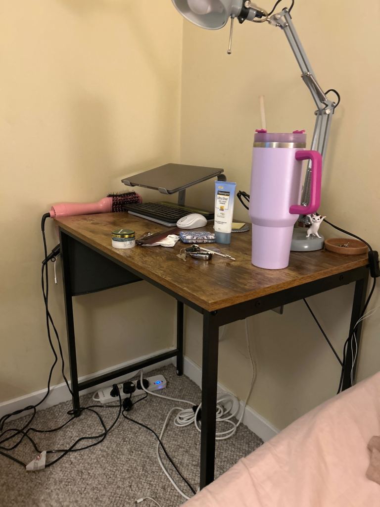 Compact Wooden Desk with Metal Frame – Good Condition, £19.00 for Sale