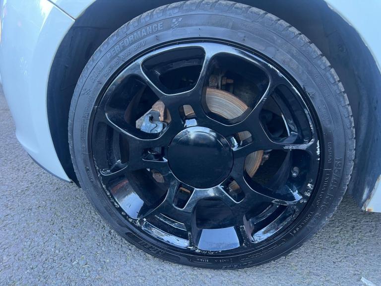 2011 Fiat 500 0.9 TwinAir Plus 3dr HATCHBACK PETROL Manual