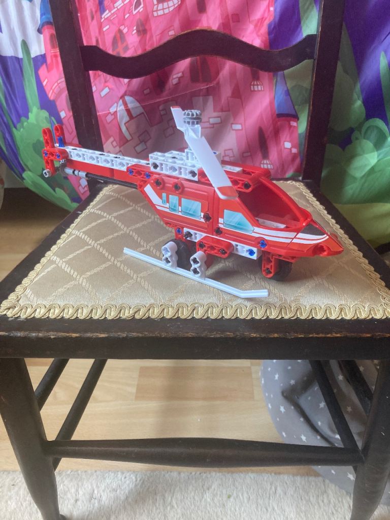 Fully assembled Lego helicopter - FREE