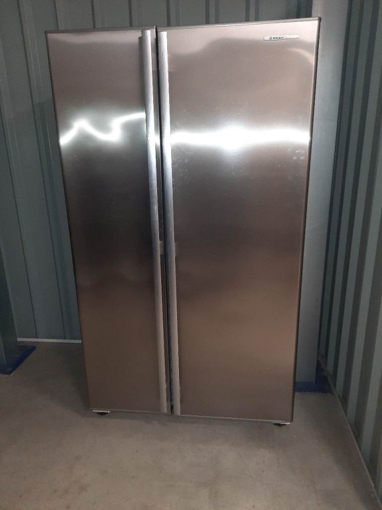 American Fridge Freezer - MUST GO BY 15th MAY 2026 - MAKE AN OFFER!