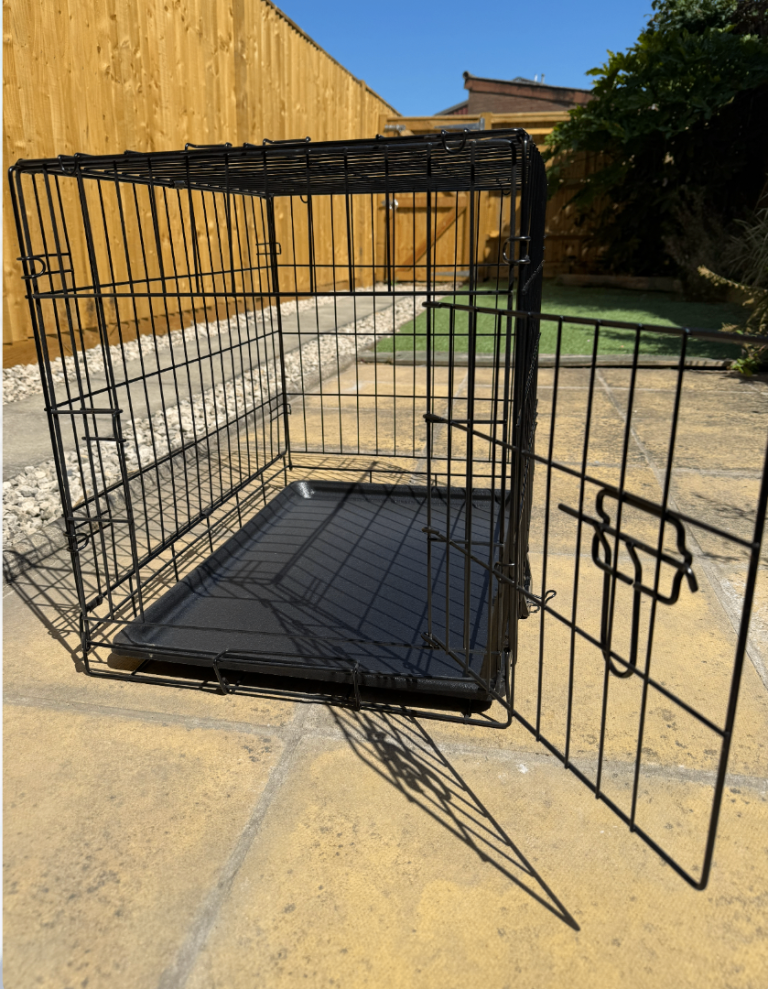 Pet crate suitable for small-medium dogs
