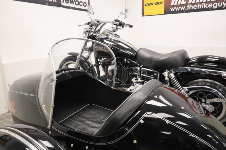 2005 Harley-Davidson FXDL Sidecar Outfit- 7600 Miles