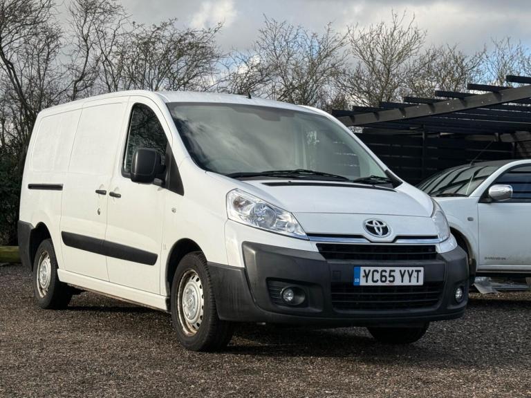 2015 Toyota ProAce 2.0 1200 HDi FWD L2 H1 5dr PANEL VAN Diesel Manual